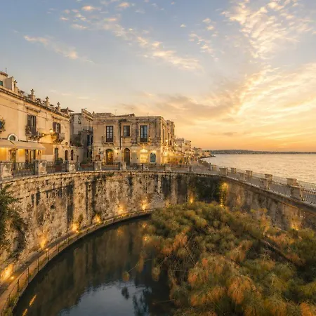 Domus Giudice Ortigia شقة سيراكوزا